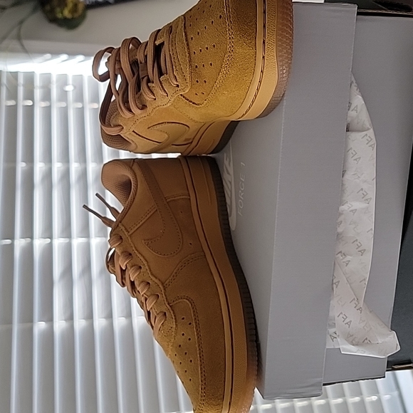 Force 1 LV8 3 (ps) - Picture 1 of 4